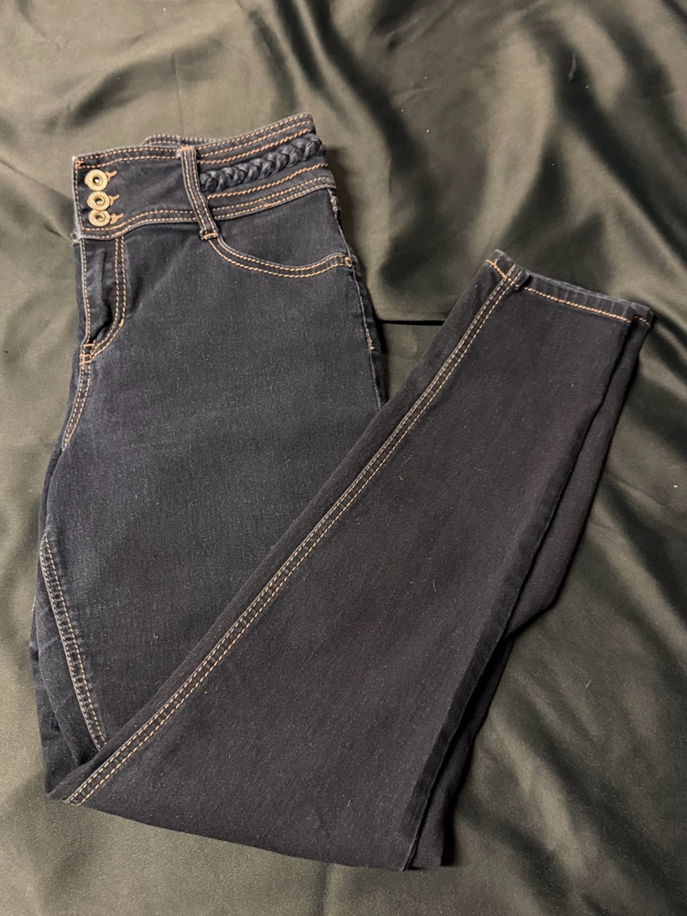 Women's Black High-Waist Skinny Jeans